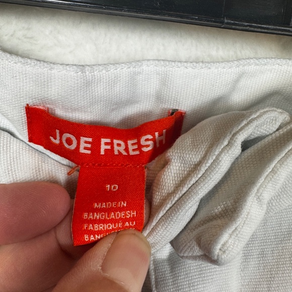 Joe Fresh Shorts Womens Size 10 White Embroidered Denim Embroidered Summer - Picture 3 of 9